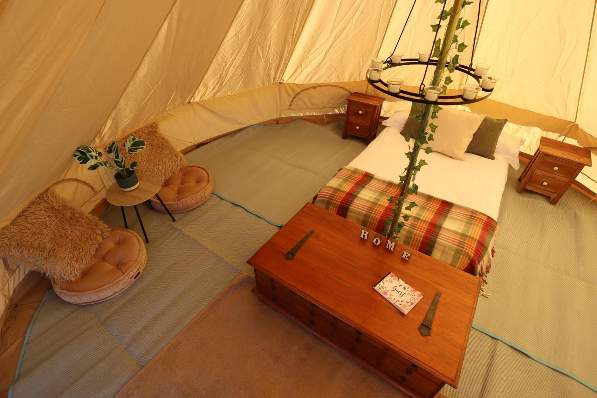 Rescorla Retreats- Poldark Luxury tent